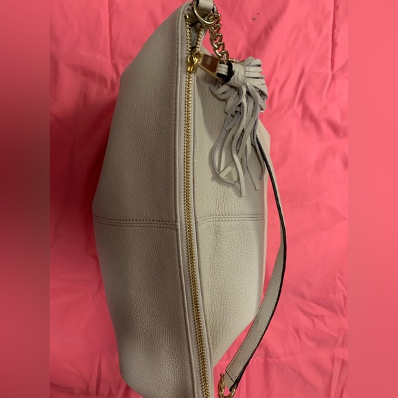 Classic style ivory leather Calvin Klein handbag - Picture 2 of 7